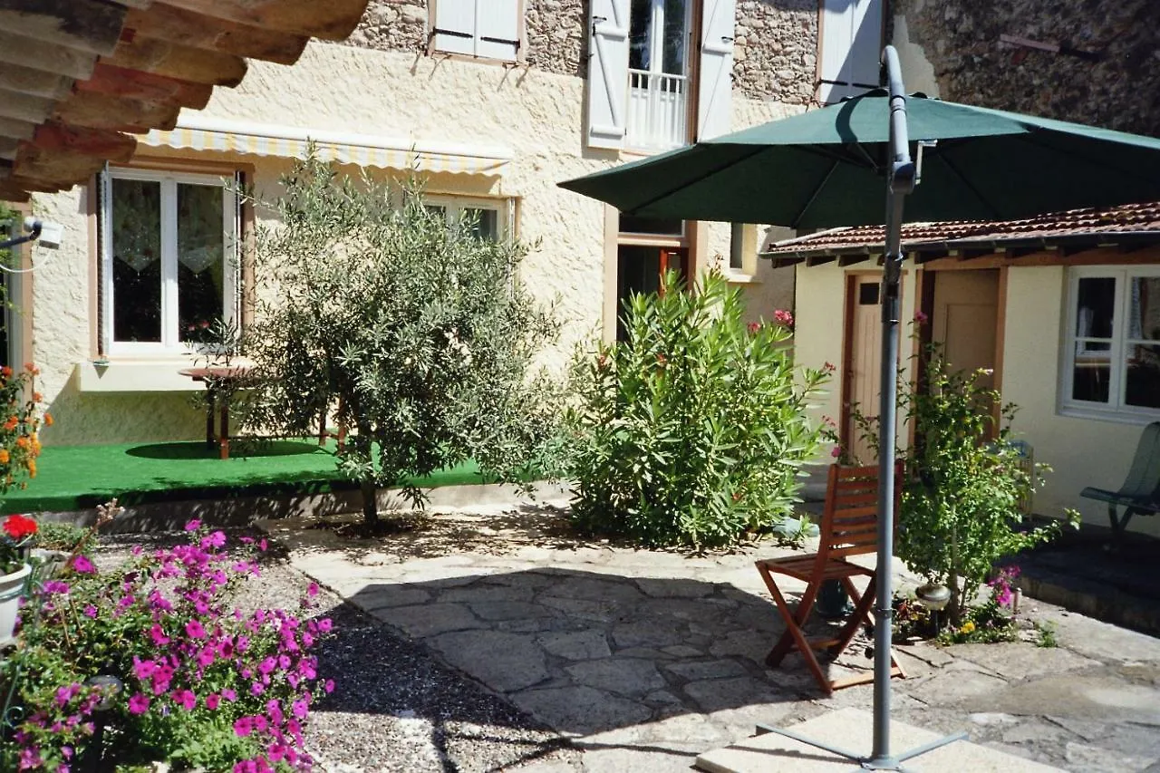 B&B Joli Jardin Chambre D'Hotes Bélesta